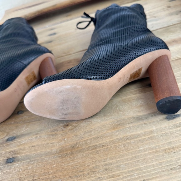 IRO Paris Dairel Perforated Leather Ankle bBoots Black NIB 38/7.5 Open Toe - Picture 5 of 11